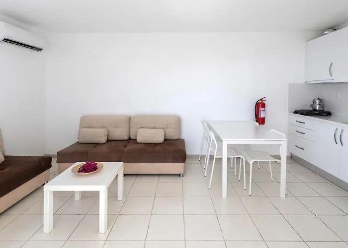 Vega Aparts 3* Gümüşlük