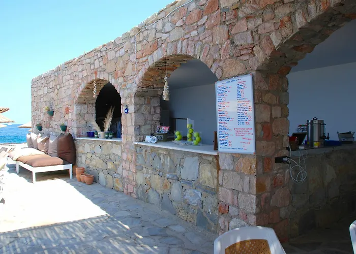 Aparthotel Vega Aparts 3*