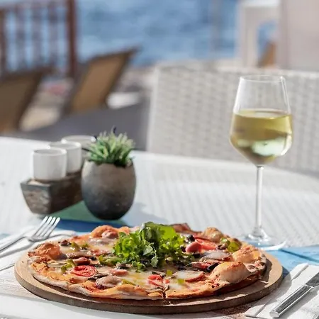 アパートホテル Vega Aparts 3*