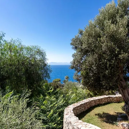 Vega Aparts 3* ギュムシュルク