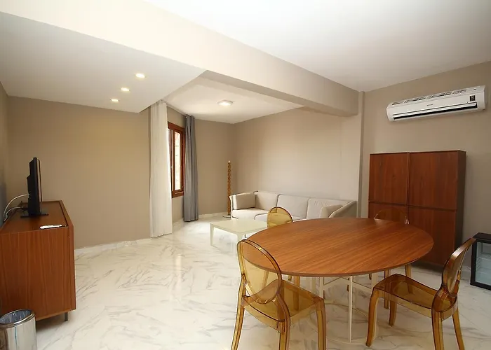 Vega Aparts Aparthotel 3*